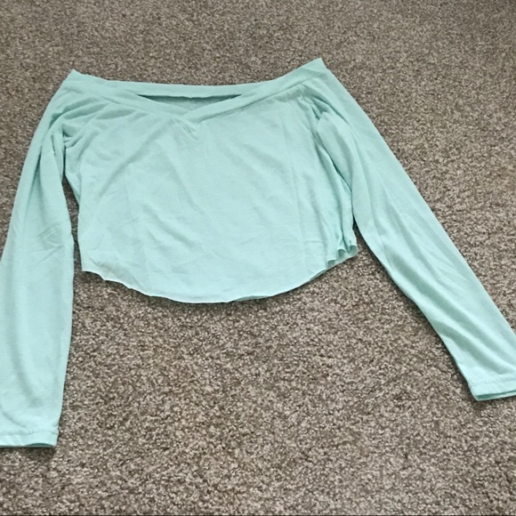 NWOT Mint long sleeve tee - Picture 2 of 2